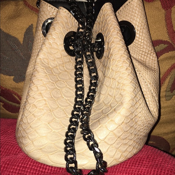 Purse - Picture 3 of 6